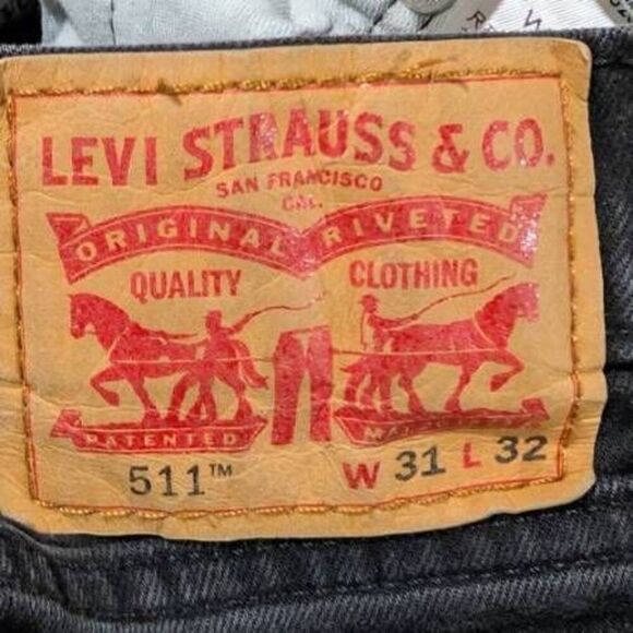 Levi Strauss & Co. Men's Black Mid-Rise Distressed 511 Jeans Size 31 x 32 - Picture 6 of 8
